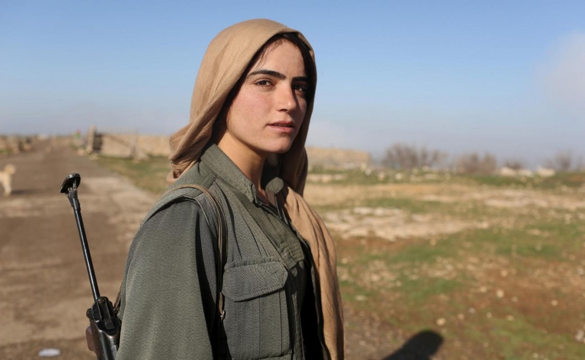 PKK_female_fighter.jpg